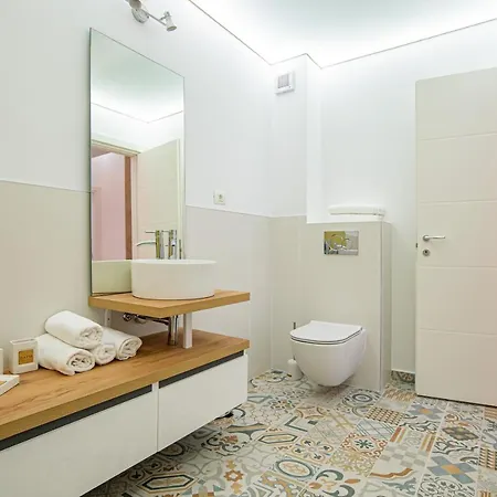 Lägenhet Gooapartments Five - Building Stefan Plaja Mackerel Năvodari